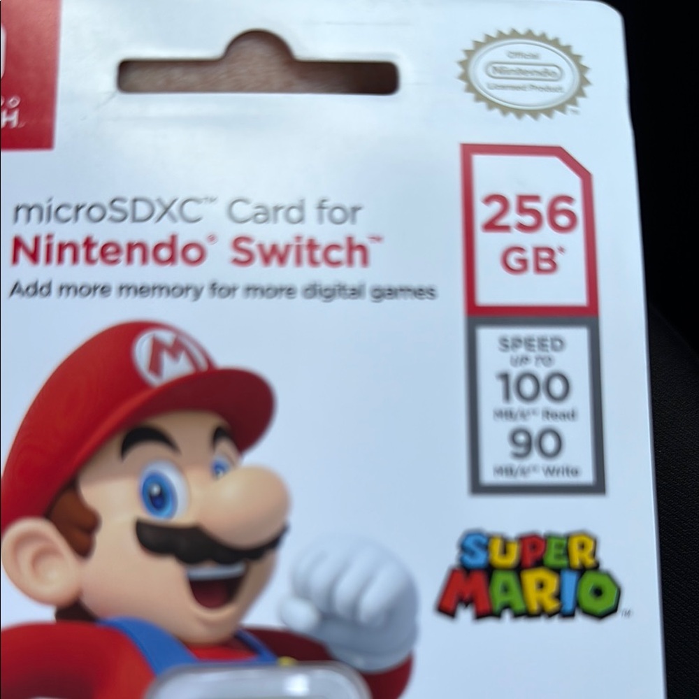 Nintendo Switch SanDisk 256GB microSDXC Card - Red and White - Picture 5 of 7